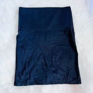 Marilyn Monroe Intimates Black Seamless Shapewear Half Slip Size 1X